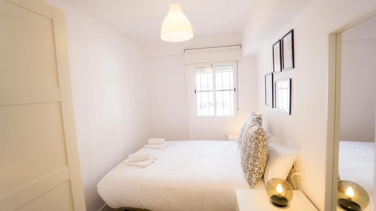RentalSevilla Elegante y luminoso apartamento en Triana Exterior foto