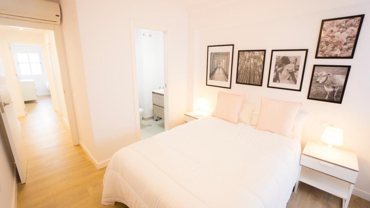RentalSevilla Elegante y luminoso apartamento en Triana Exterior foto